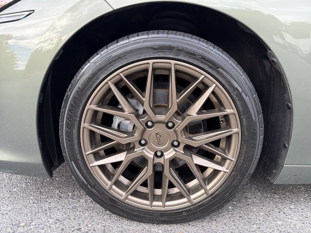 Used 2019 Lexus ES 300h w/ Premium Package FWD image 16