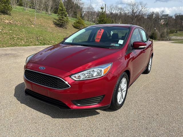 Used 2017 Ford Focus SE w/ Cold Weather Package image 8