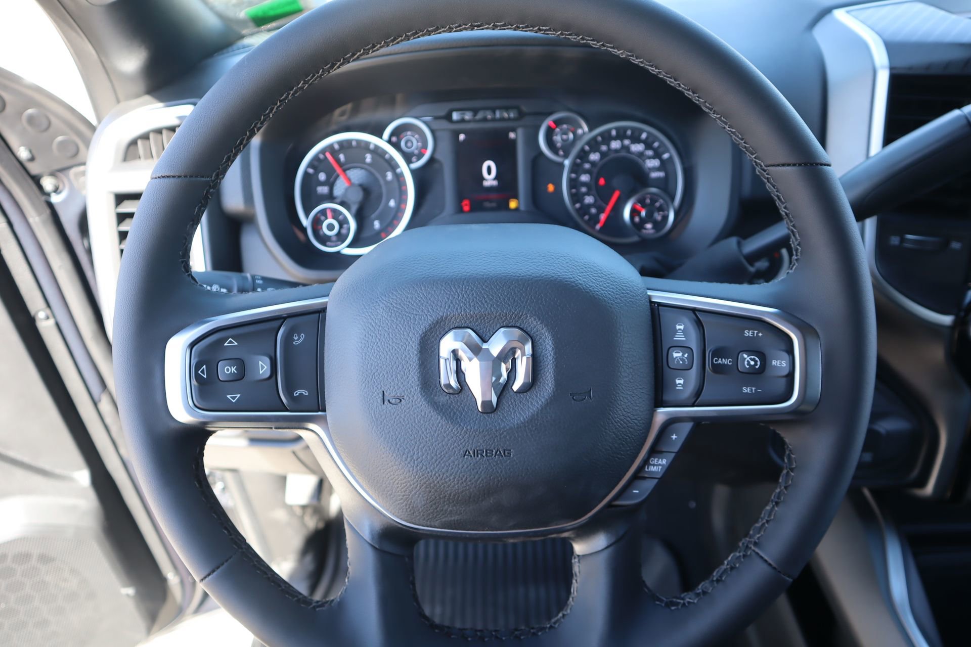 New 2026 RAM 2500 Big Horn AWD/4WD image 3