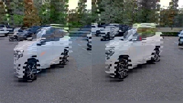 Used 2020 GMC Terrain Denali w/ Denali Premium Package image 36