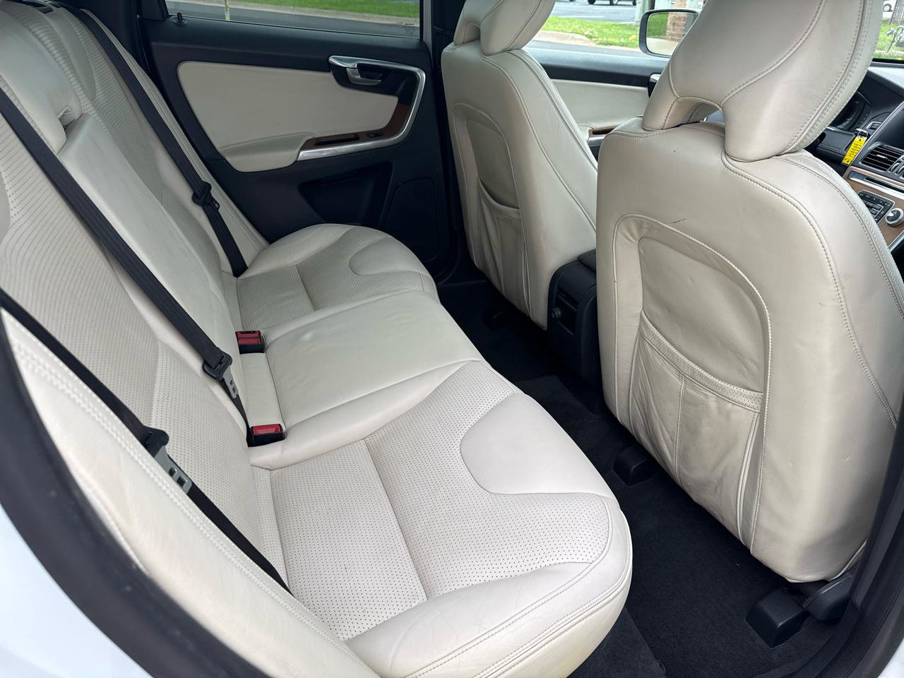 Used 2015 Volvo XC60 T6 Platinum w/ Inscription Package AWD/4WD image 48