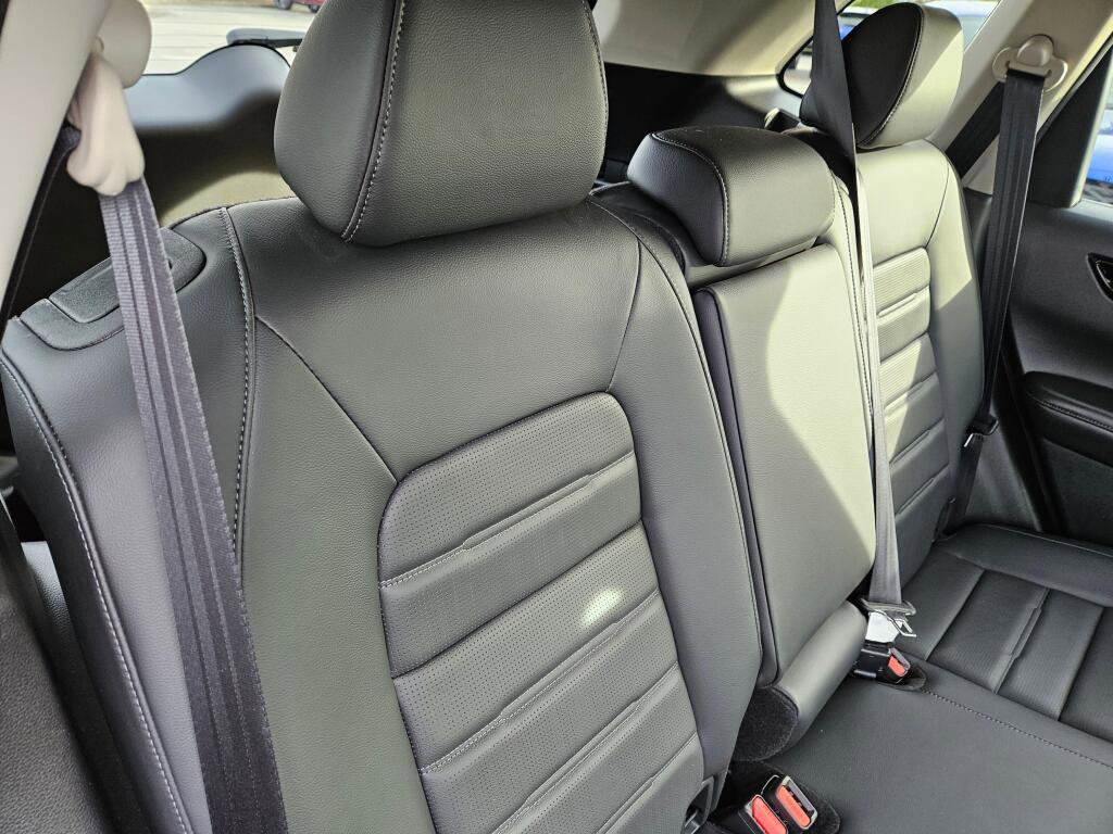 Used 2023 Honda CR-V EX-L image 14