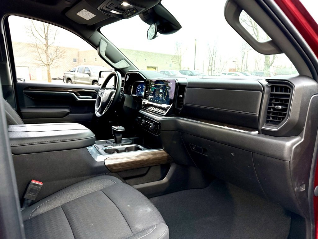 Used 2024 Chevrolet Silverado 1500 RST image 24