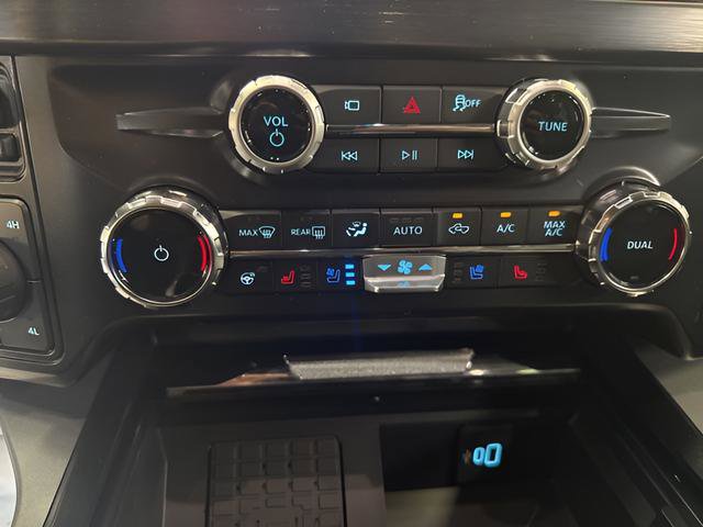 New 2025 Ford F350 Lariat w/ FX4 Off-Road Package image 15