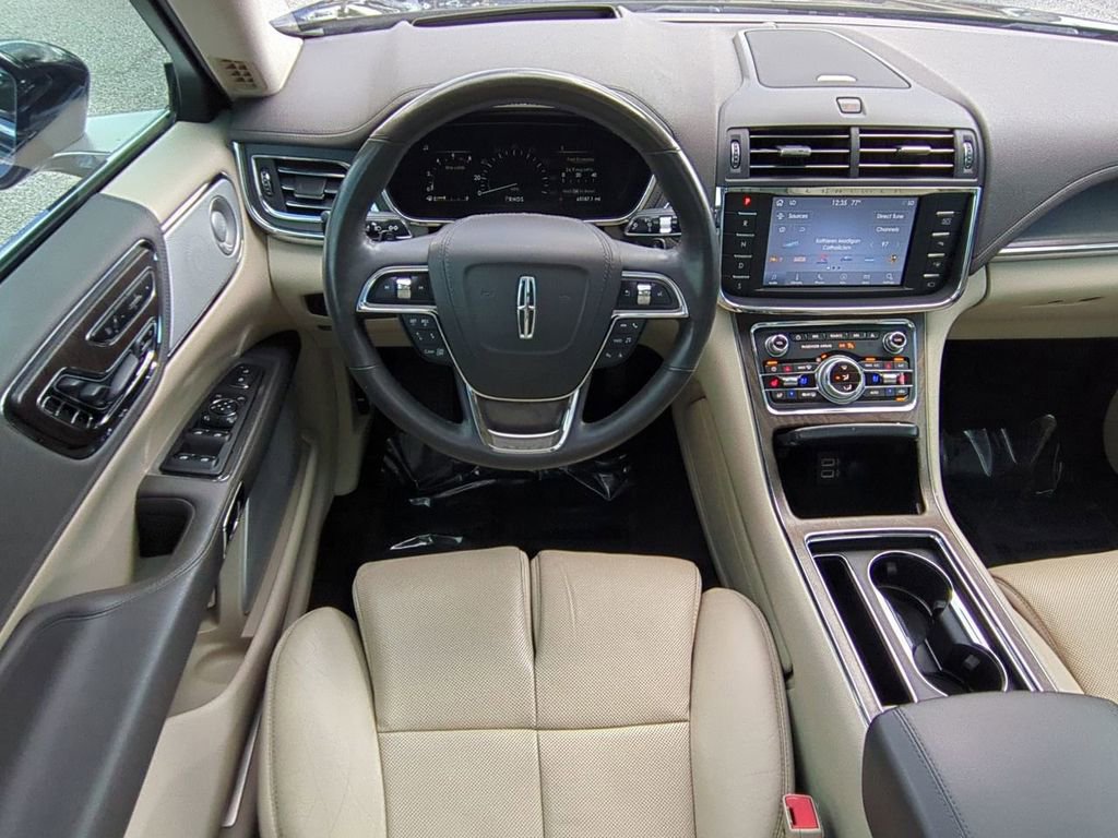 Used 2020 Lincoln Continental Reserve w/ Luxury Package image 14