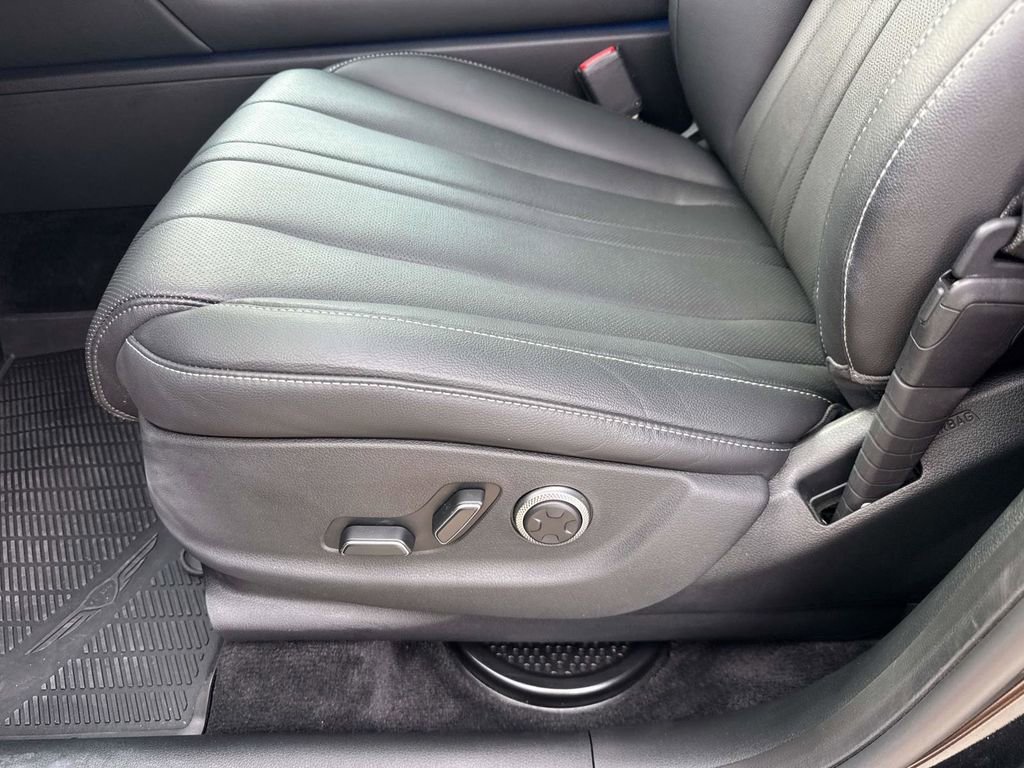 Used 2025 Genesis GV80 2.5T Select image 23