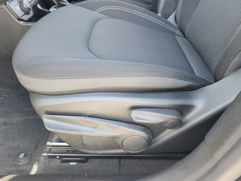 Used 2023 Jeep Renegade Altitude image 15