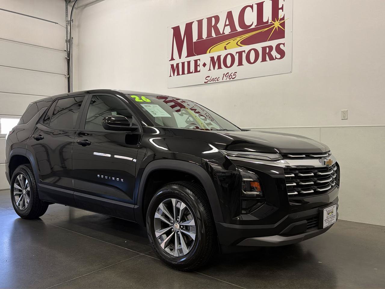 Used 2026 Chevrolet Equinox LT AWD/4WD image 24