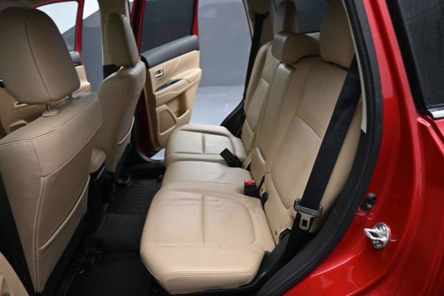 Used 2018 Mitsubishi Outlander GT AWD/4WD image 13