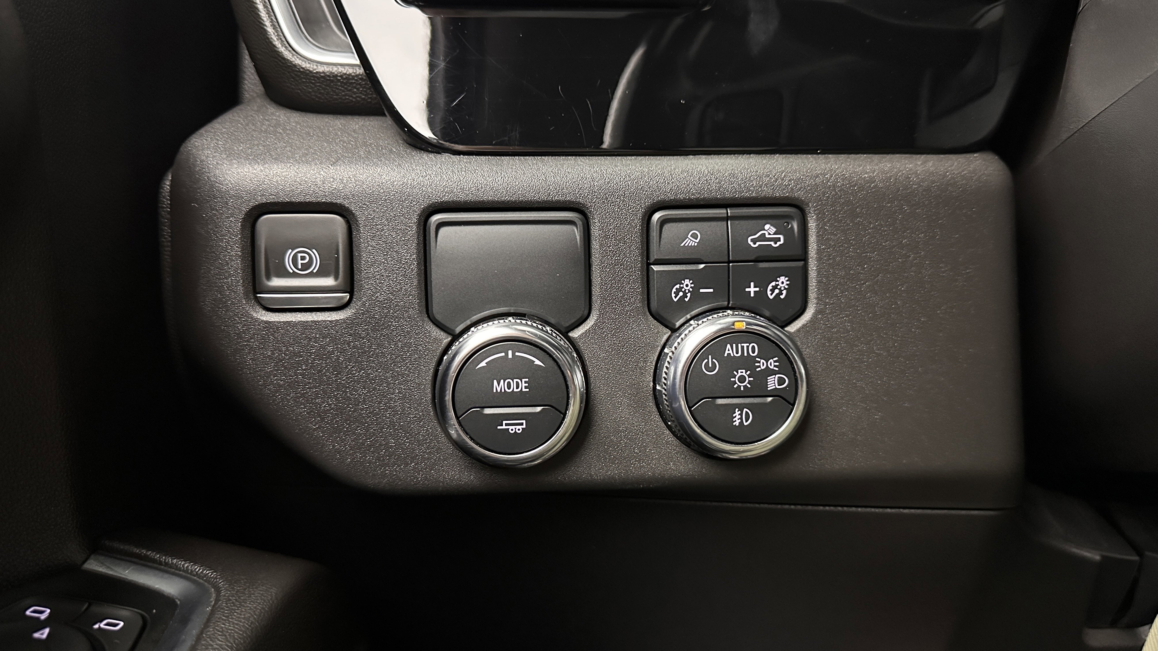 Used 2022 GMC Sierra 1500 SLT RWD image 17