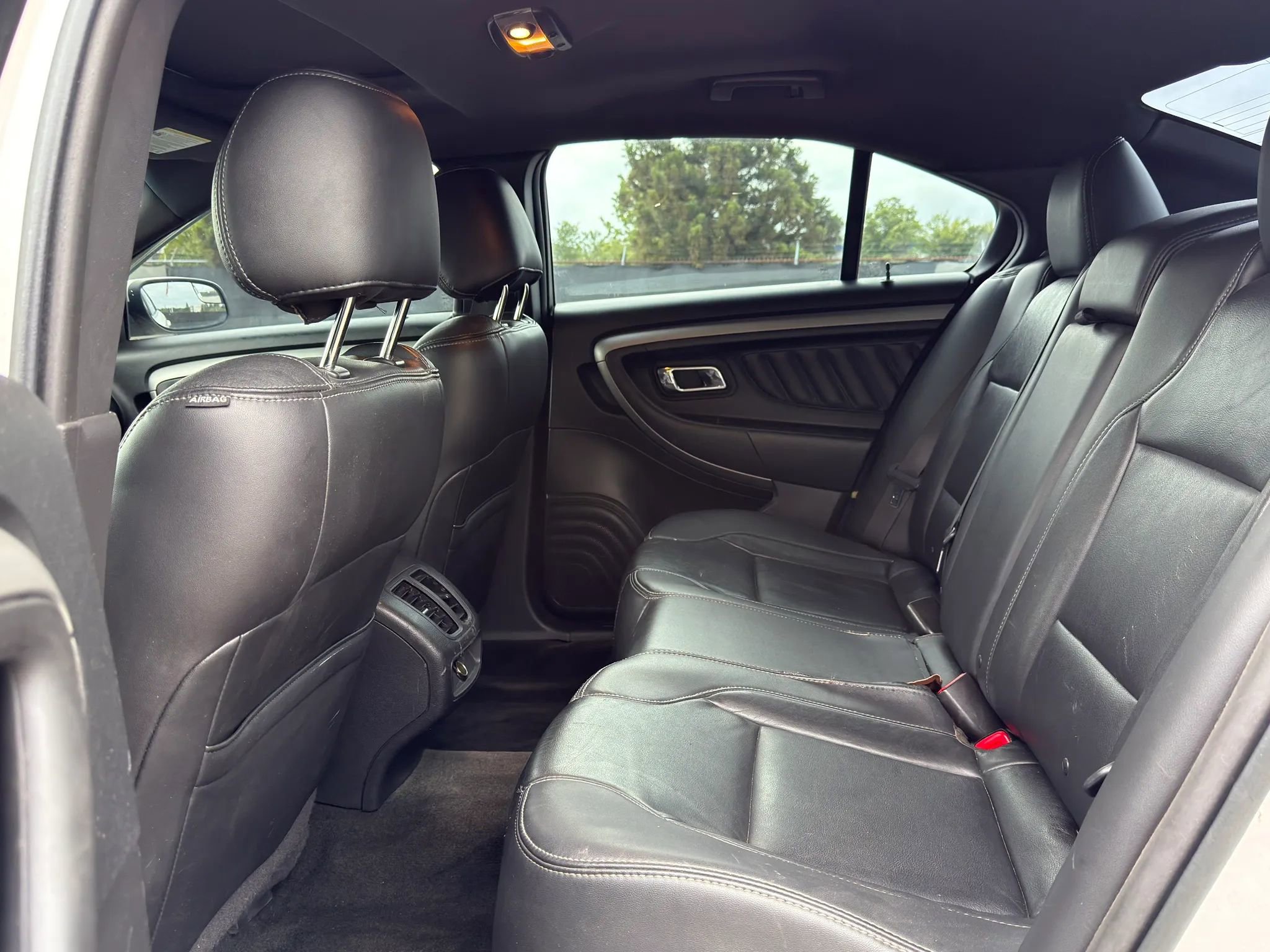 Used 2014 Ford Taurus SEL w/ Equipment Group 201A AWD/4WD image 21
