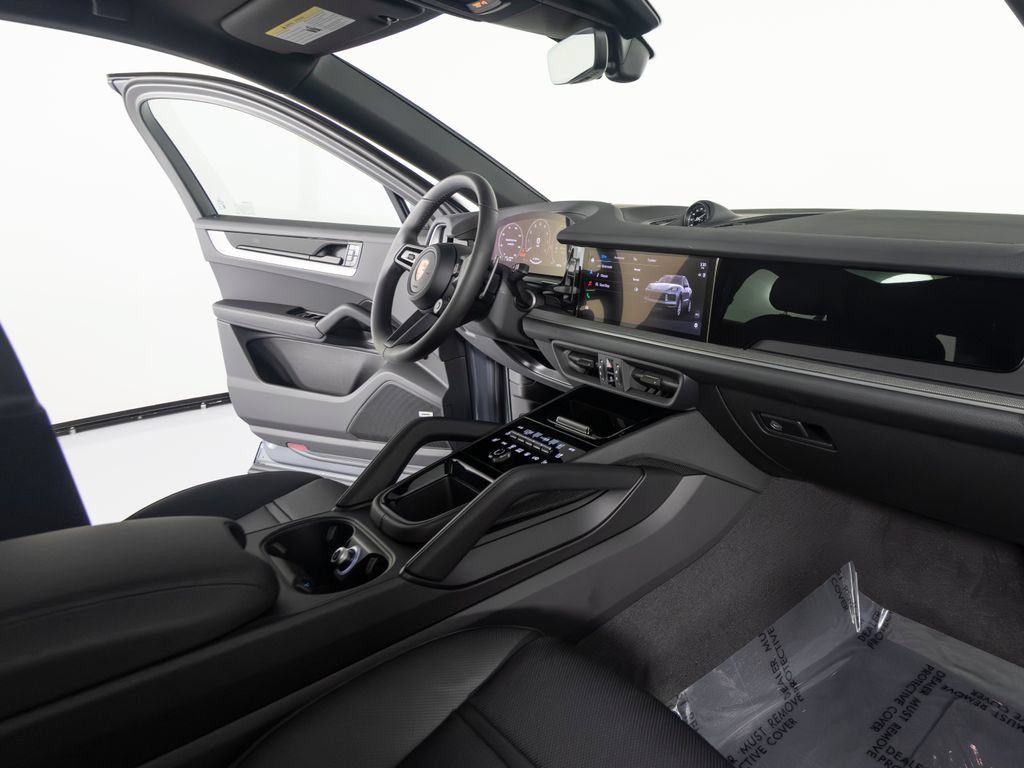 New 2026 Porsche Cayenne Coupe AWD/4WD image 29