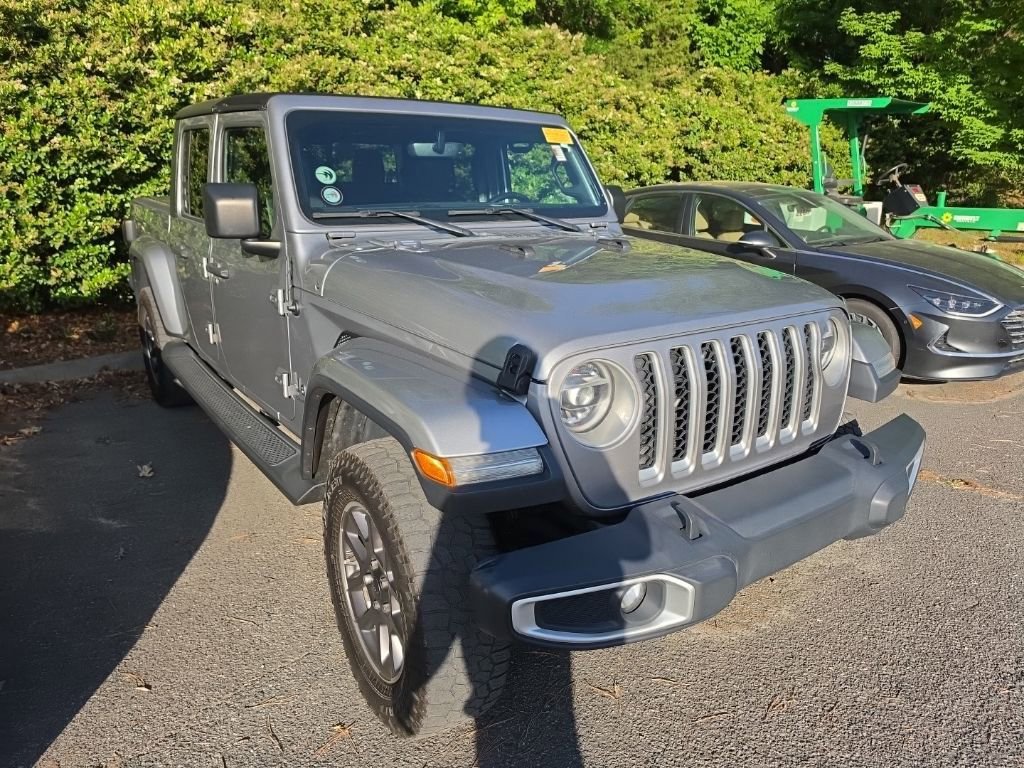 Used 2020 Jeep Gladiator Overland AWD/4WD image 2