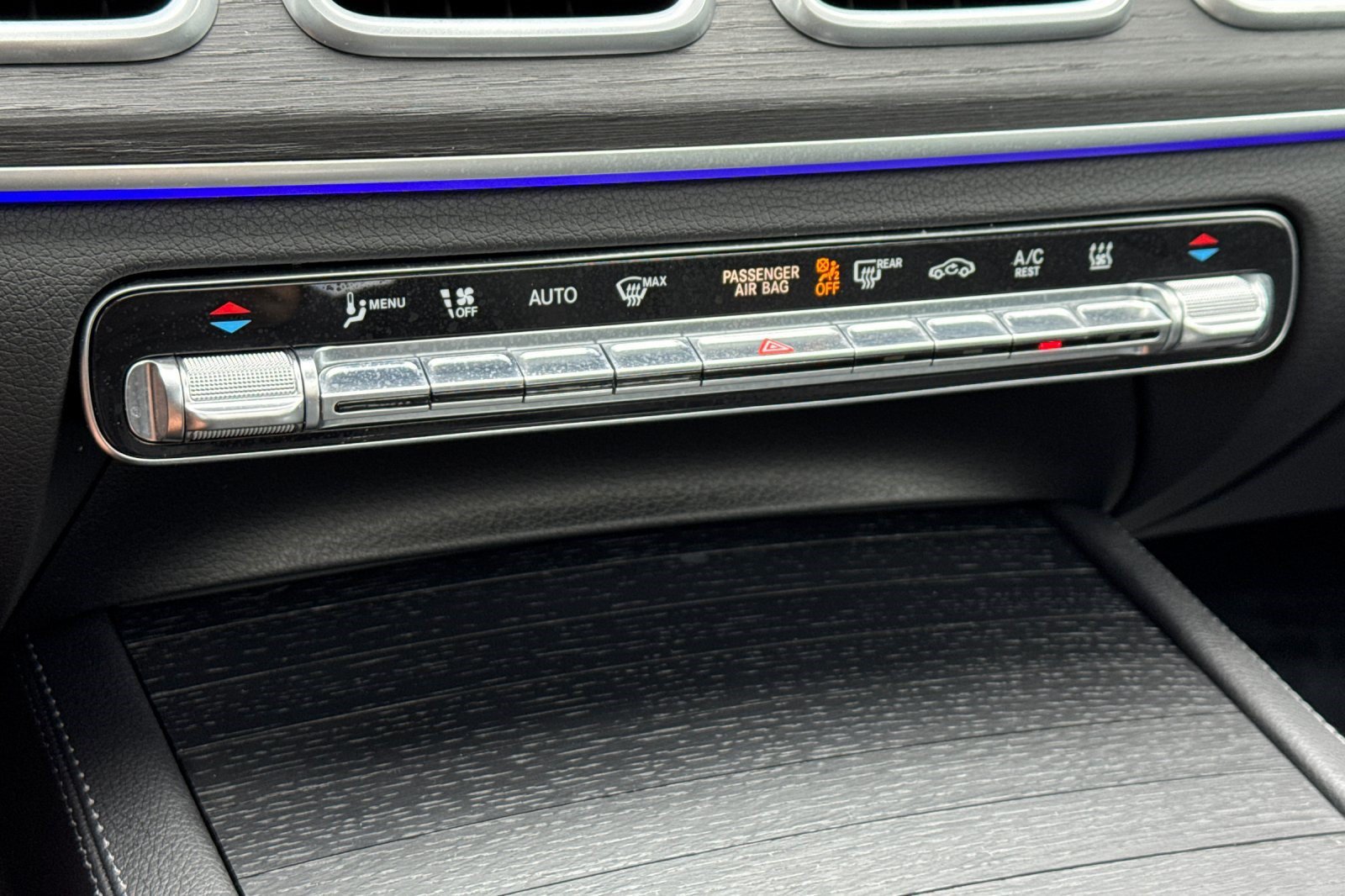 Certified 2025 Mercedes-Benz GLE 450e 4MATIC image 19