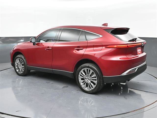 Certified 2024 Toyota Venza Limited image 24