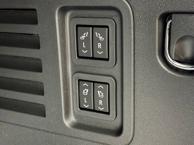 New 2026 GMC Acadia Denali Ultimate image 14