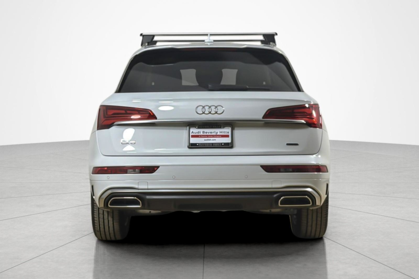 Used 2023 Audi Q5 2.0T Premium w/ Convenience Package AWD/4WD image 4