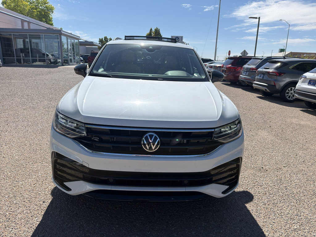 Used 2024 Volkswagen Tiguan SE R-Line w/ MDO Package, Two-Row AWD/4WD image 25