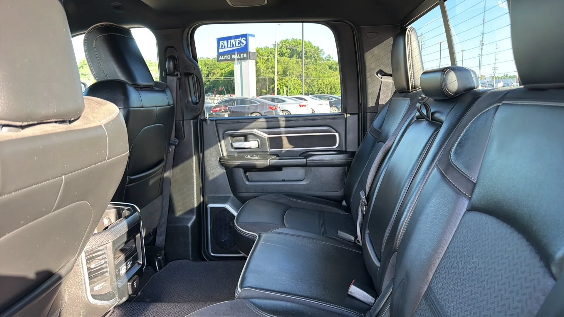 Used 2023 RAM 3500 Laramie AWD/4WD image 47