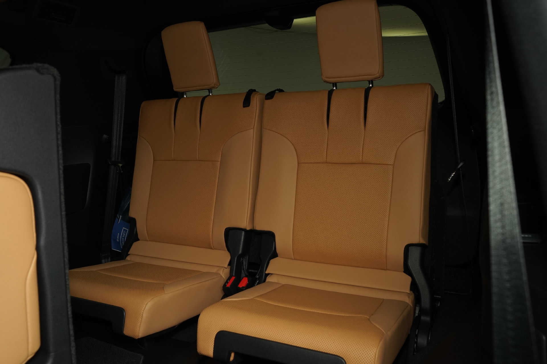Used 2026 Lexus LX 600 4WD w/ Luxury Package image 34