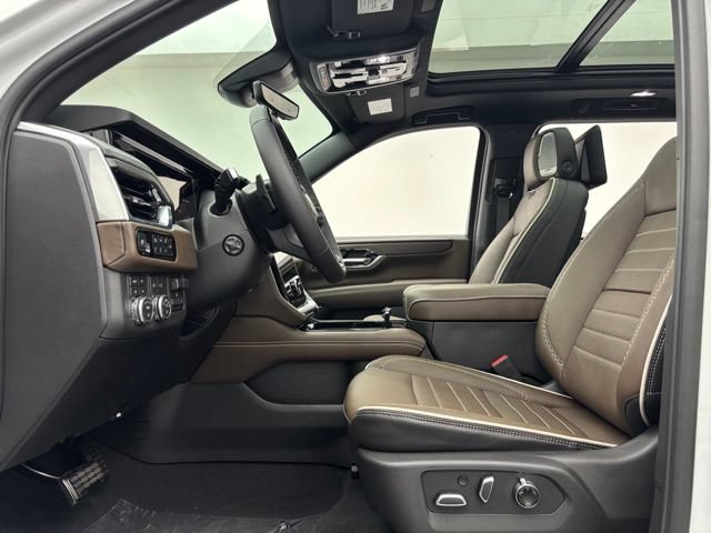 New 2026 GMC Yukon XL Denali Ultimate AWD/4WD image 21