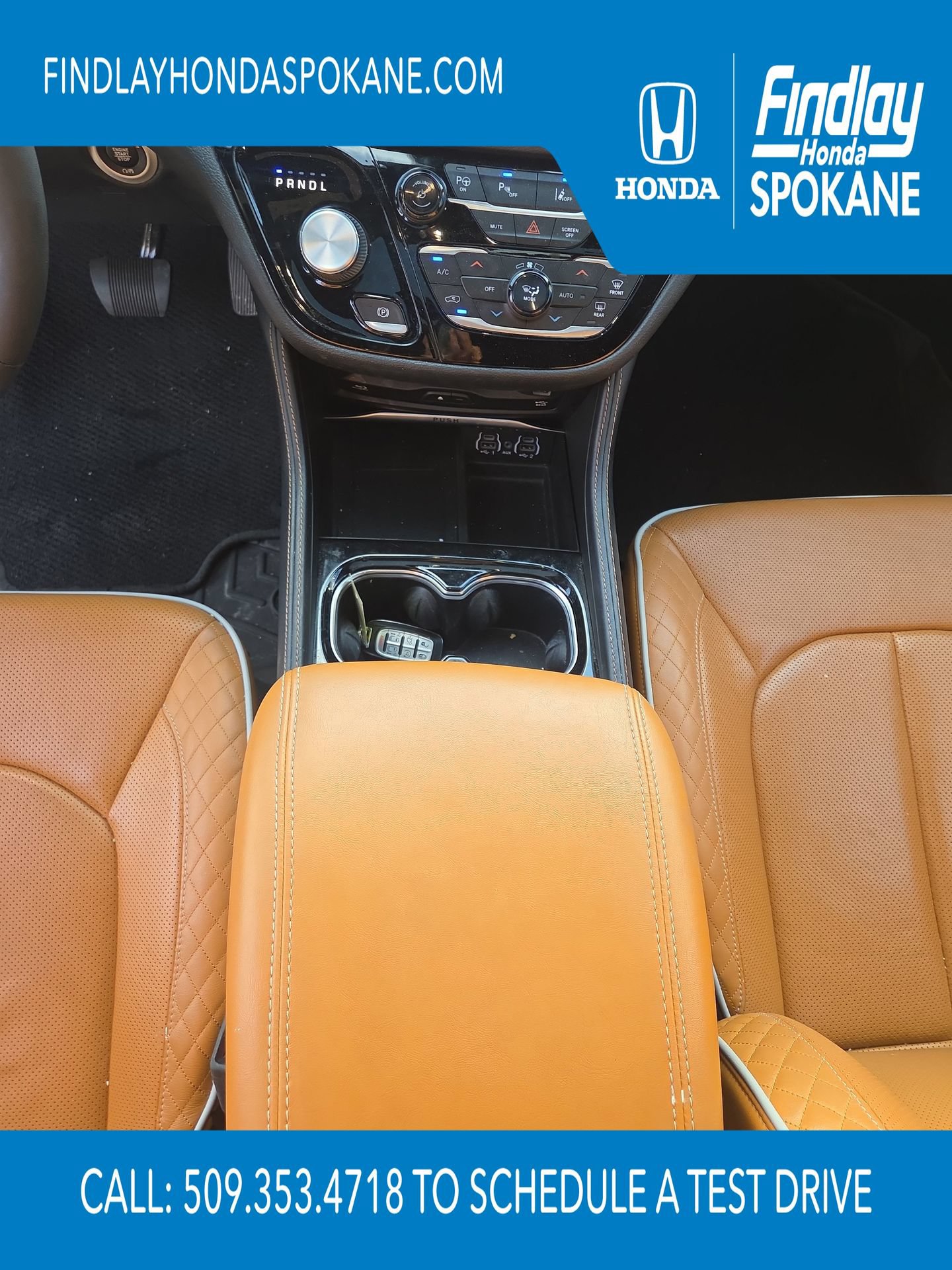 Used 2022 Chrysler Pacifica Pinnacle FWD image 16