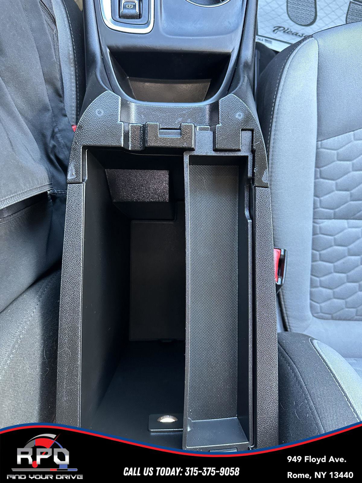 Used 2019 Chevrolet Equinox LS AWD/4WD image 26