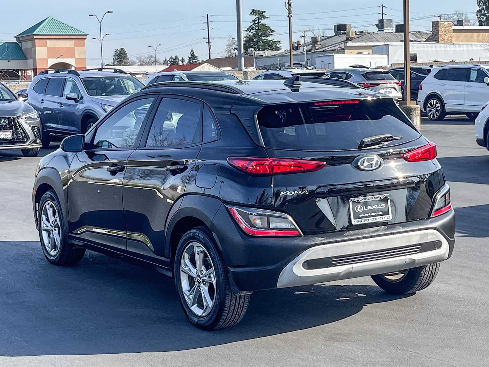 Used 2022 Hyundai Kona SEL image 2