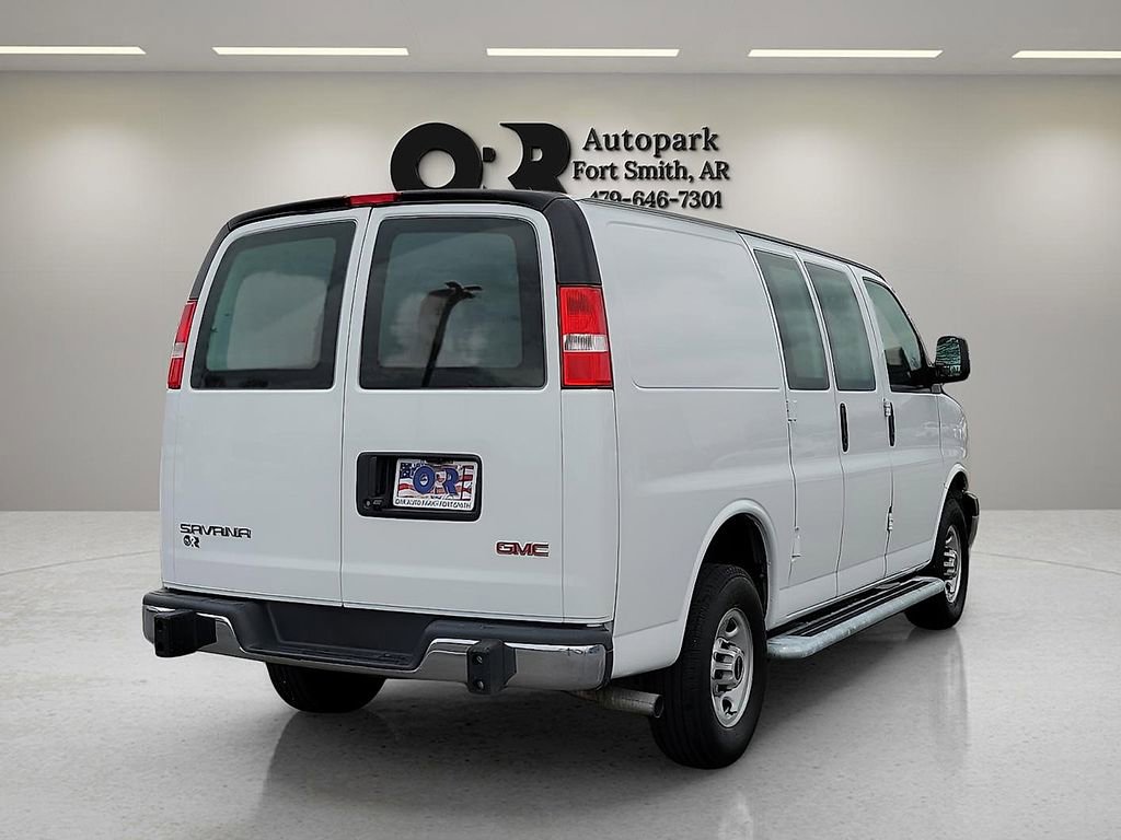 Used 2024 GMC Savana 2500 w/ Driver Convenience Package RWD image 5