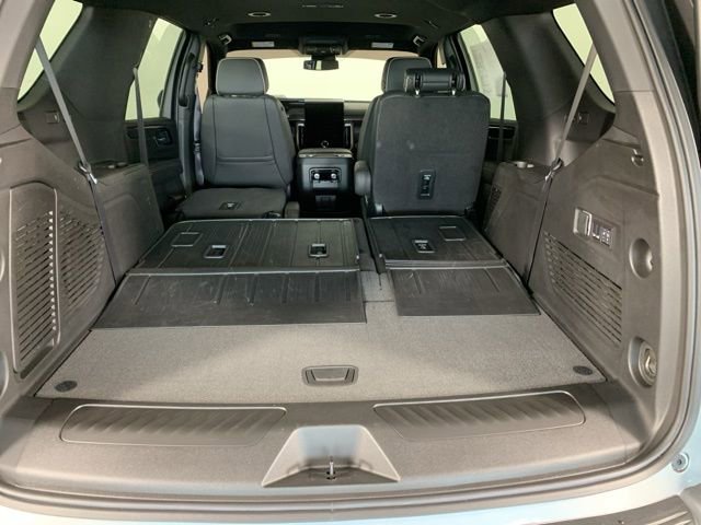 Used 2025 GMC Yukon Elevation w/ LPO, Floor Liner Package image 13