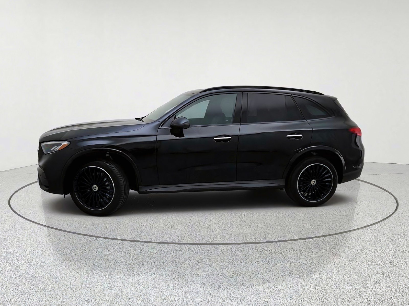 Certified 2026 Mercedes-Benz GLC 300 image 14