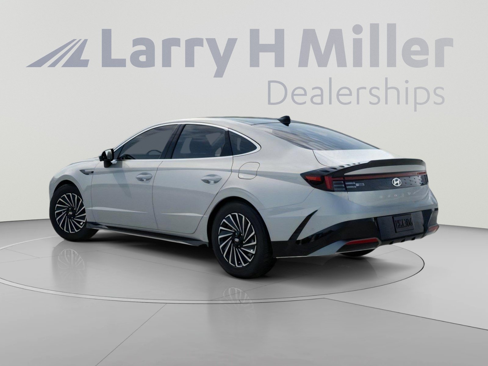 New 2026 Hyundai Sonata Limited FWD image 5