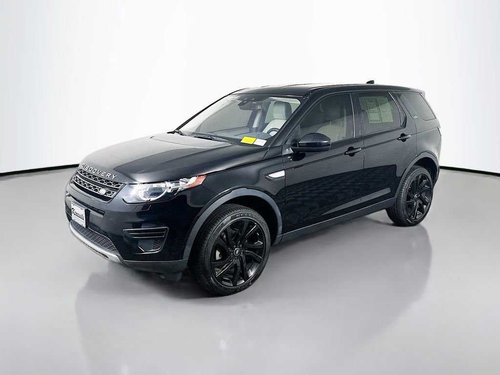 Used 2018 Land Rover Discovery Sport SE image 3