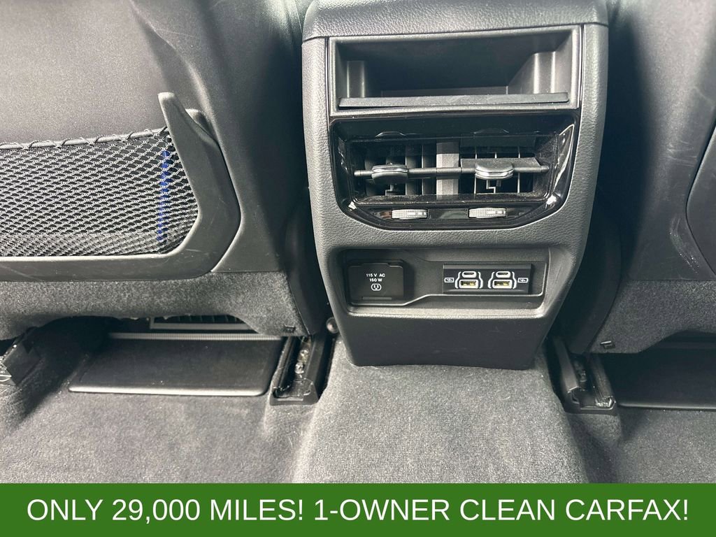 Used 2023 Jeep Grand Cherokee Altitude AWD/4WD image 7