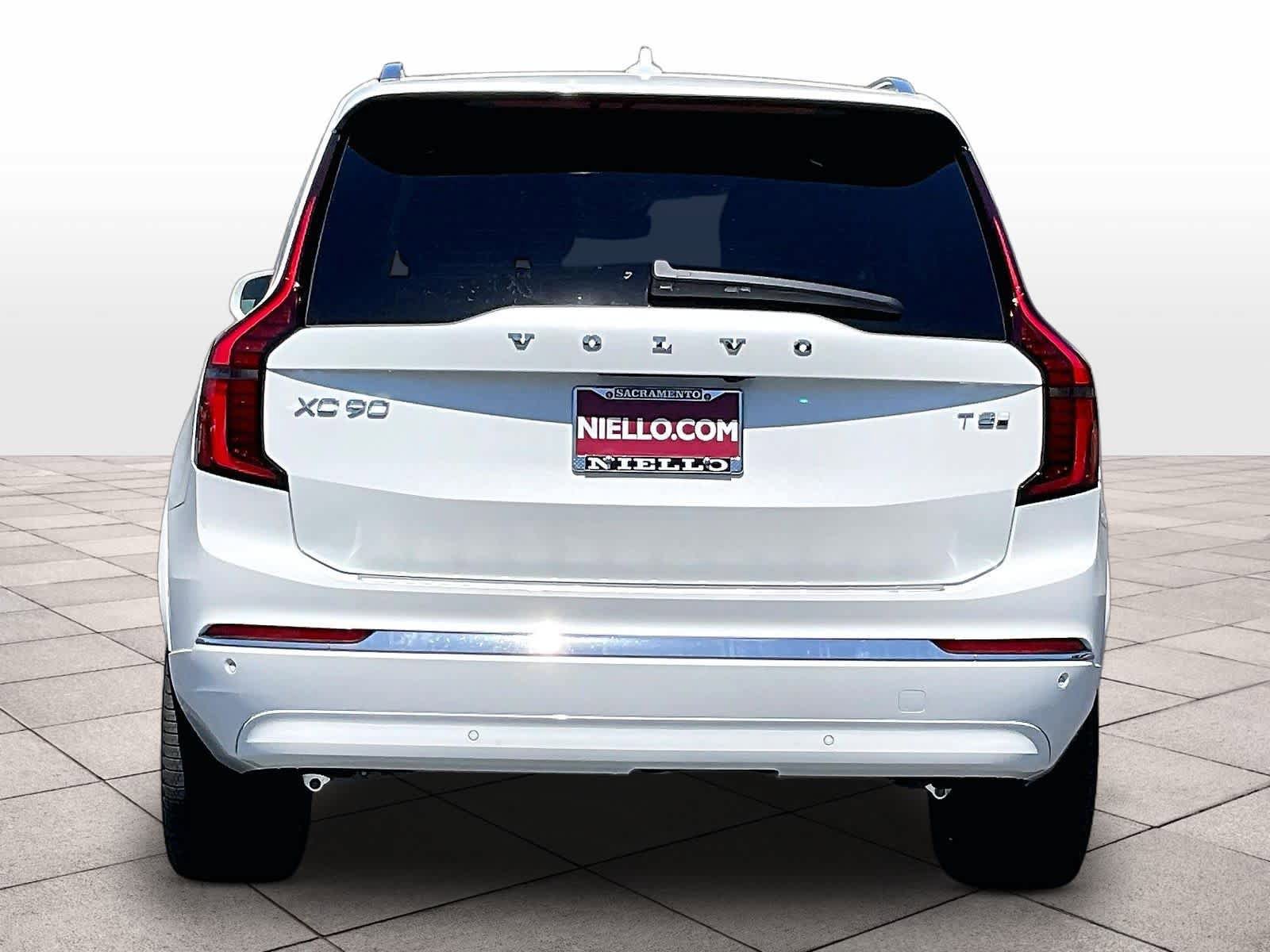 New 2026 Volvo XC90 T8 Ultra w/ Protection Package AWD/4WD image 6