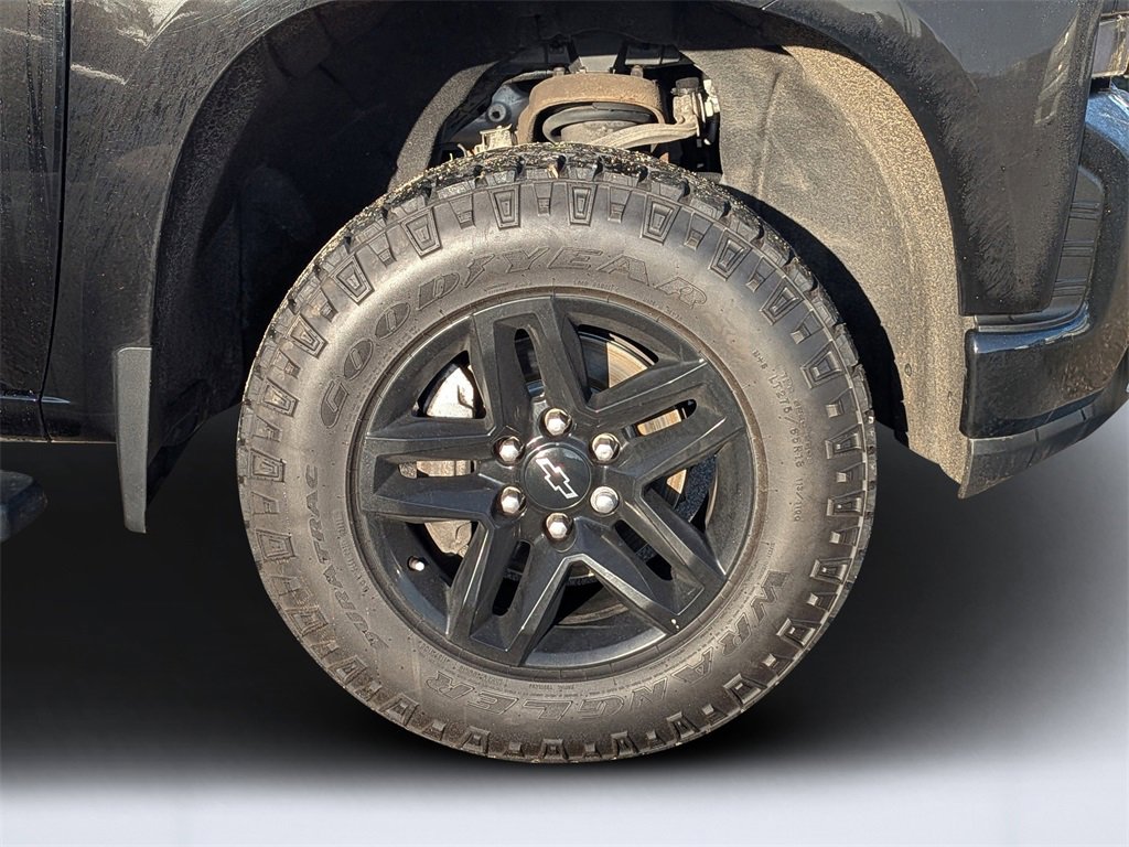 Used 2021 Chevrolet Silverado 1500 LT Trail Boss w/ Bed Protection Package image 11