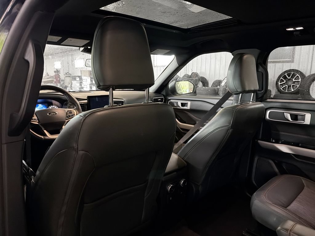 Used 2022 Ford Explorer Timberline AWD/4WD image 9