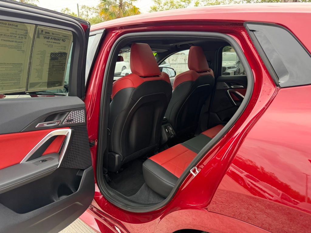 Used 2025 BMW X2 M35i image 28