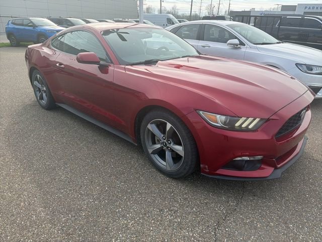 Used 2016 Ford Mustang Coupe w/ Equipment Group 051A image 3