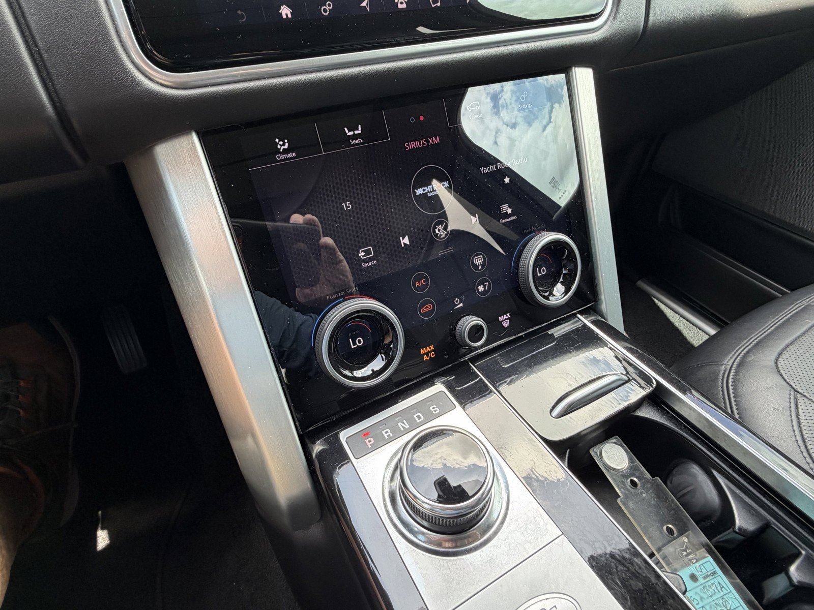 Used 2020 Land Rover Range Rover HSE AWD/4WD image 34