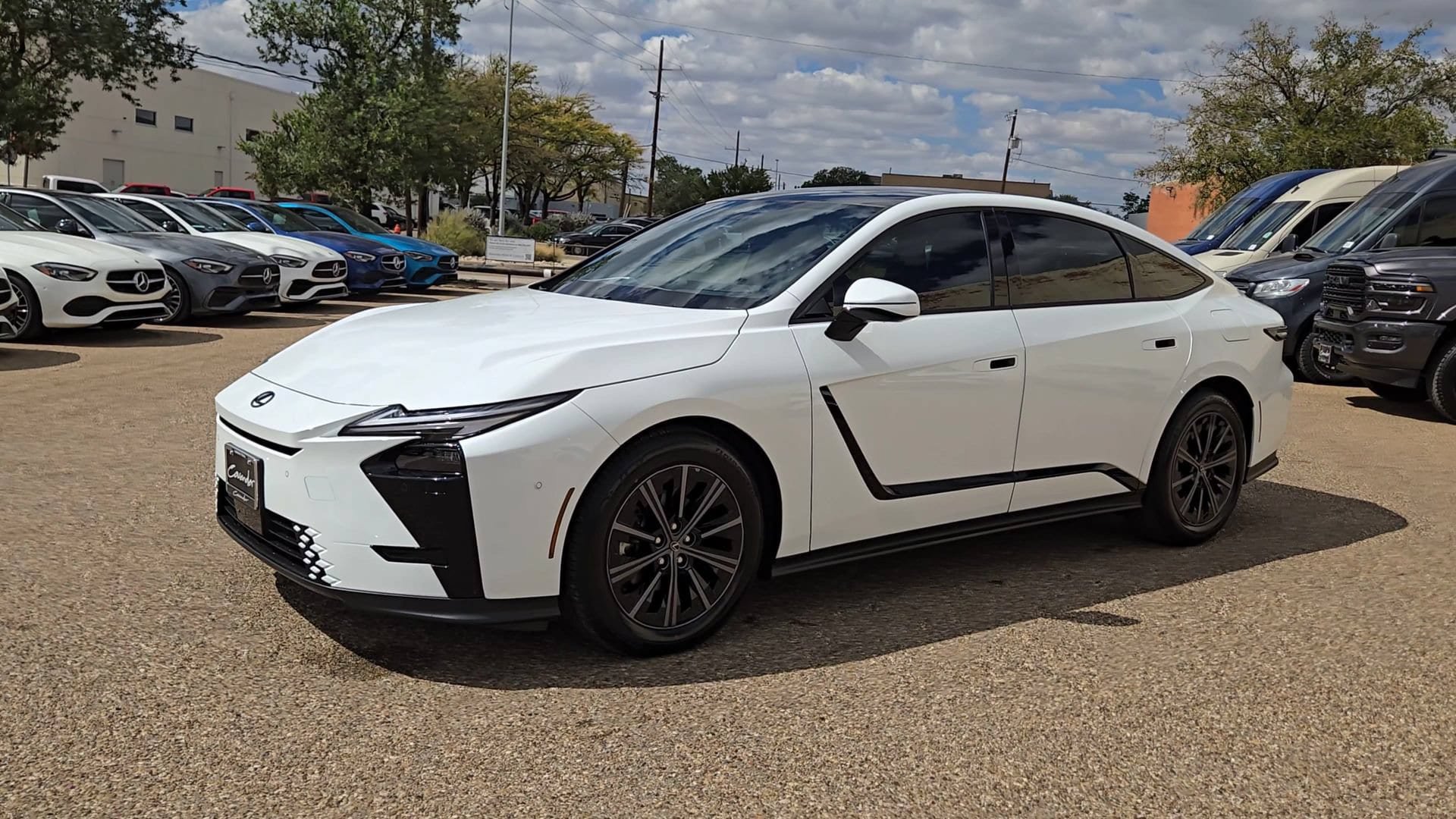 New 2026 Lexus ES 350h w/ Cold Area Package FWD image 4