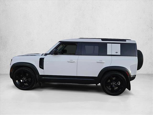 Used 2022 Land Rover Defender 110 S image 8