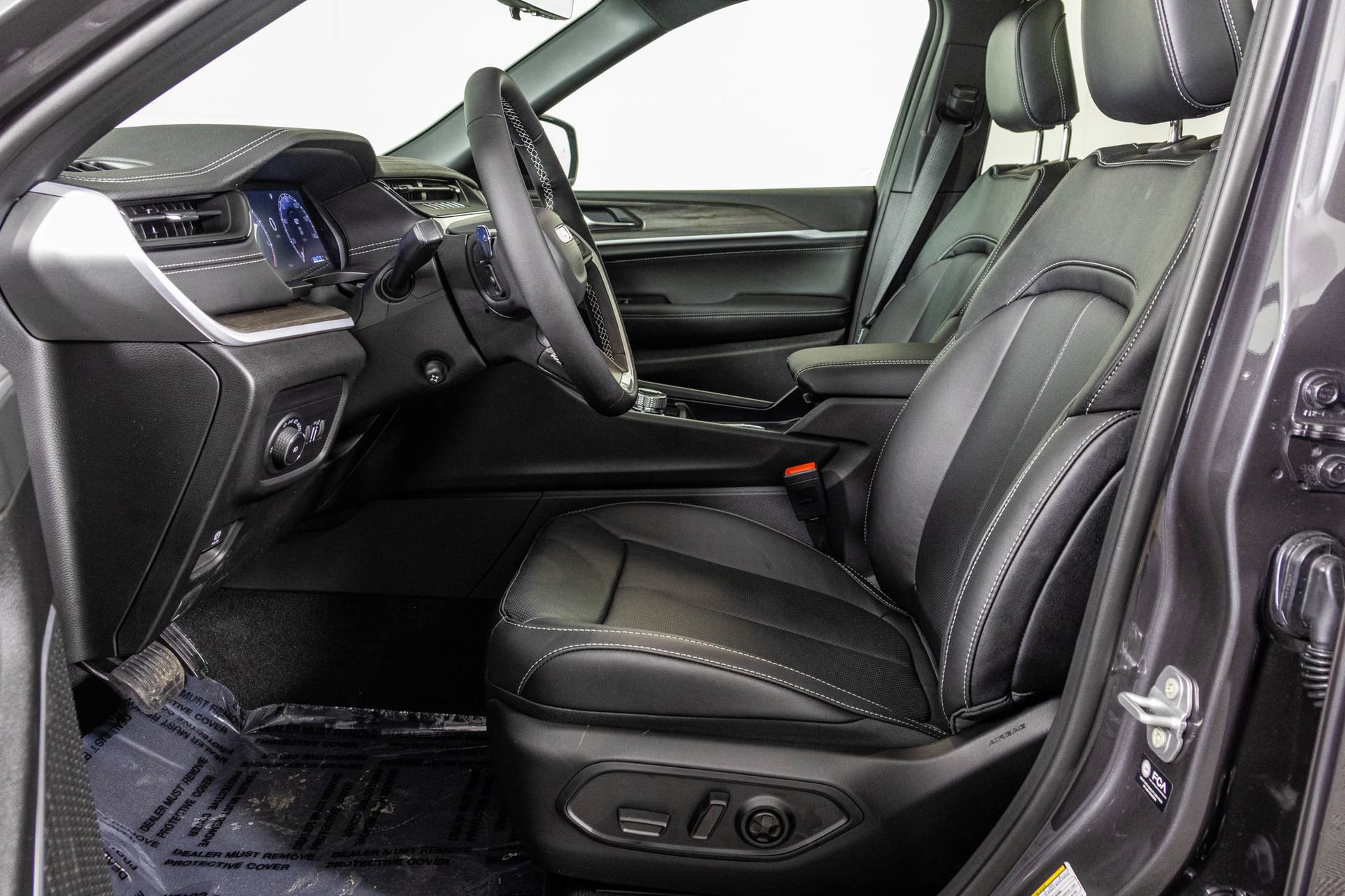 New 2026 Jeep Grand Cherokee L Limited image 27