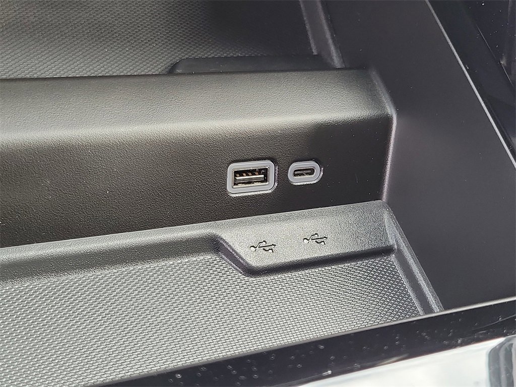 Certified 2025 Chevrolet Tahoe LS image 13