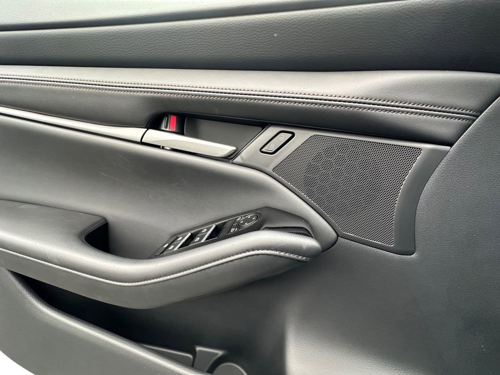 New 2026 MAZDA MAZDA3 2.5 S Sedan w/ Preferred Pkg image 11