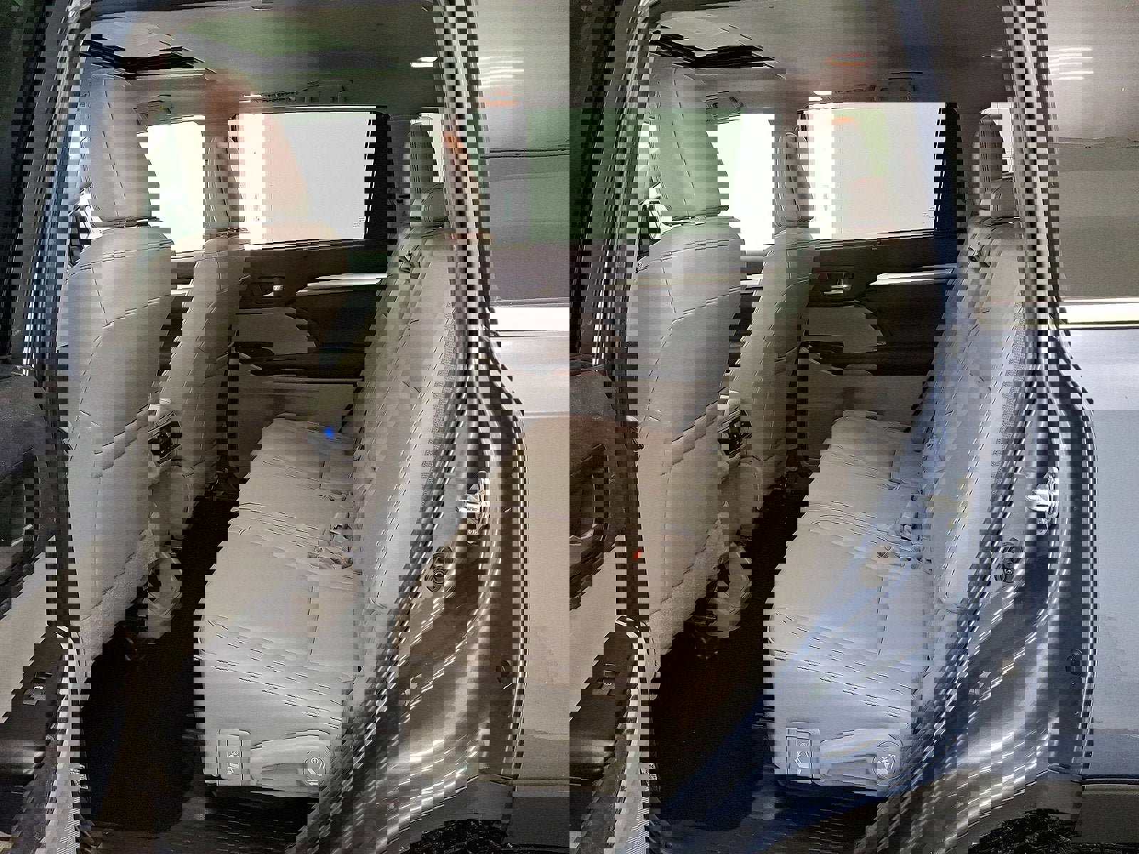 Used 2018 Toyota Highlander XLE image 20