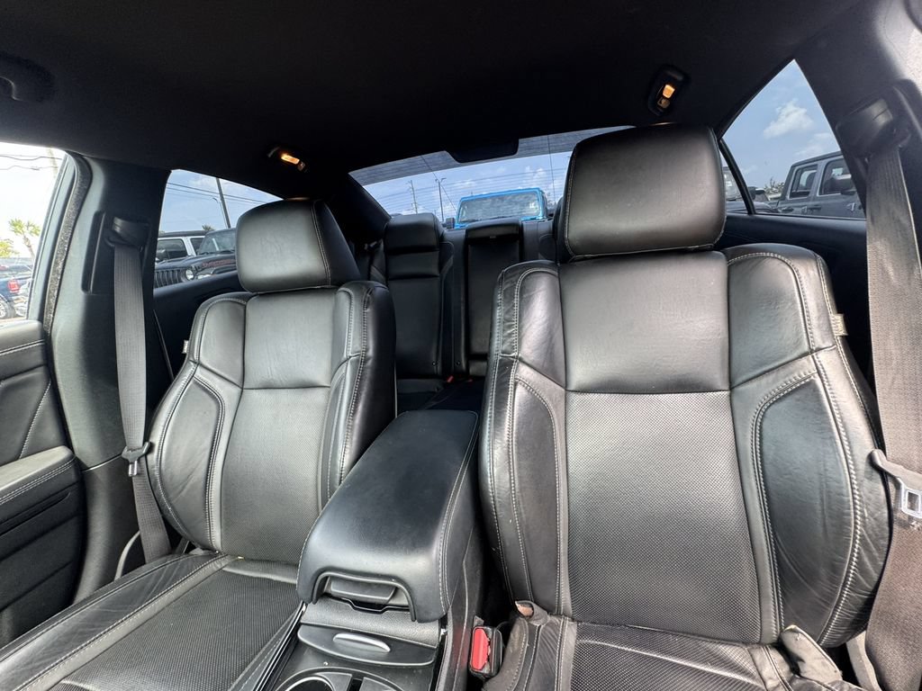Used 2023 Dodge Charger SXT w/ Plus Group RWD image 12