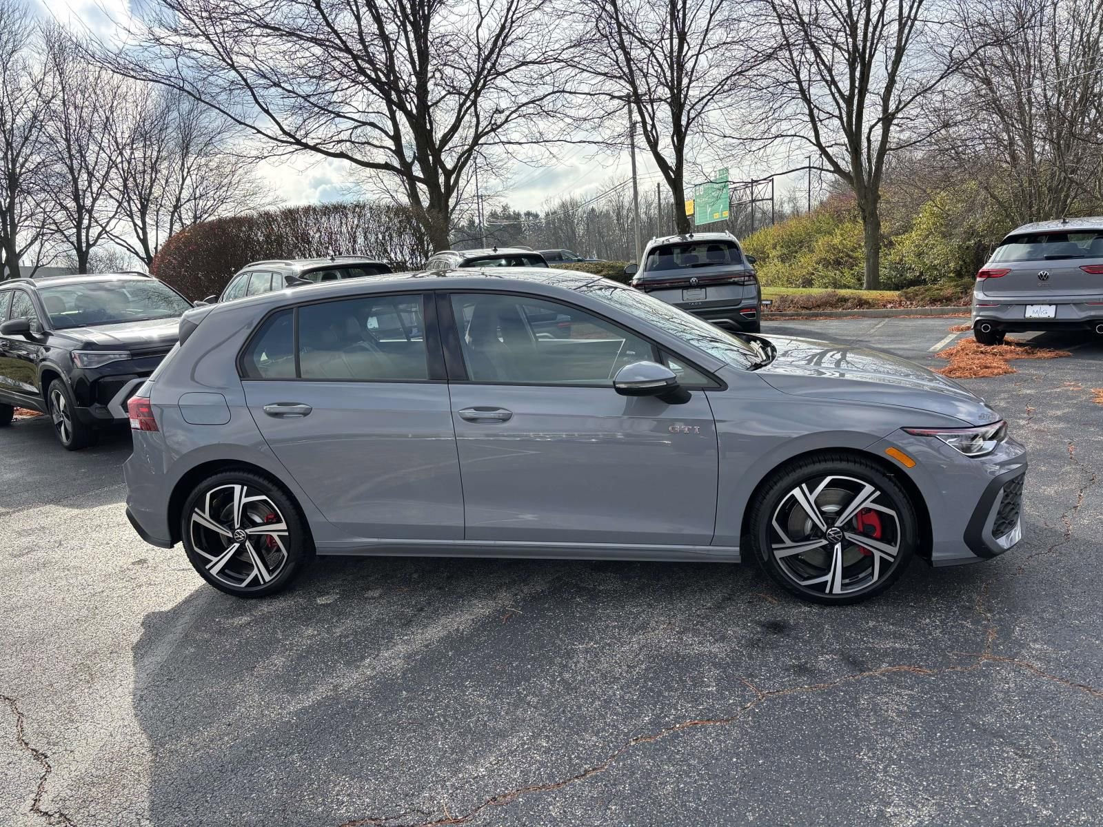 New 2026 Volkswagen GTI SE image 8