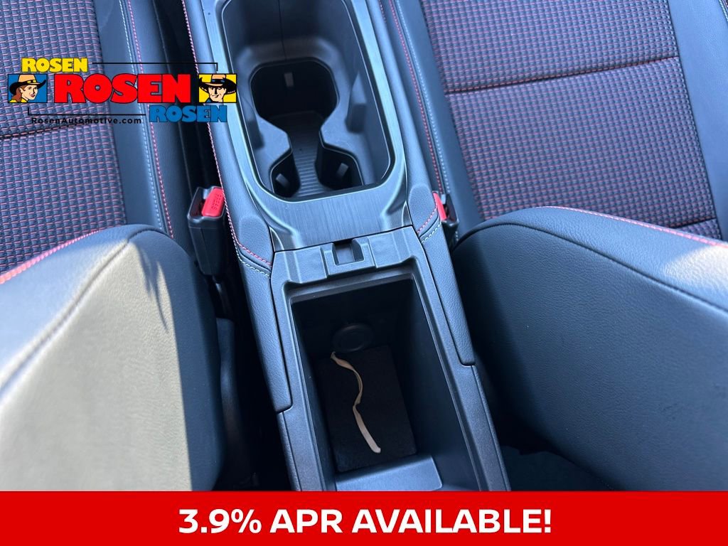 New 2025 Nissan Kicks SR image 25