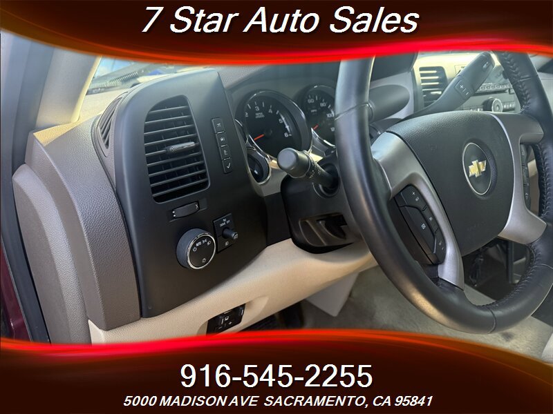 Used 2013 Chevrolet Silverado 1500 LT w/ All-Star Edition AWD/4WD image 8